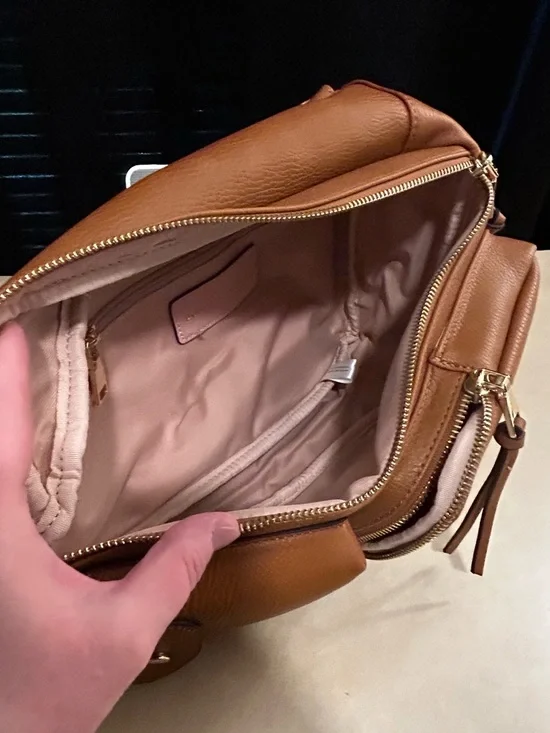 Poppy & Peonies Pebbled Leather Sling Backpack Purse NWOT - Picture 6 of 15